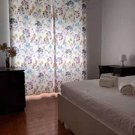 Low Cost Desterro Apartments Lisbon Exterior photo